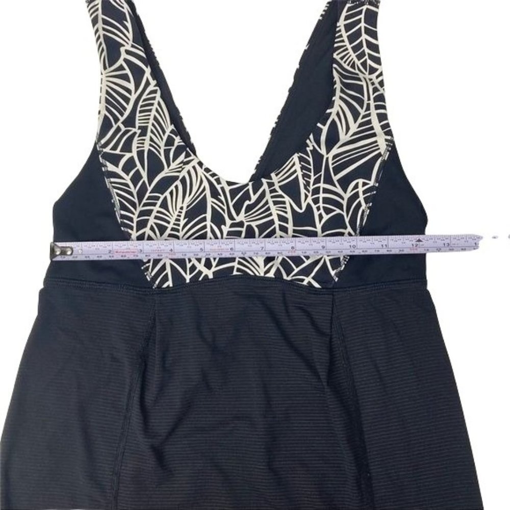 LULULEMON Women Palm "Hustle & Bustle" Tank Top Size 4 Black / White - Picture 10 of 14